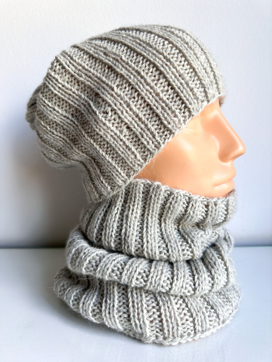 Każda czapka może mieć swoją parę. Zamów wełniany komin, szal lub chustę - ręcznie robione komplety