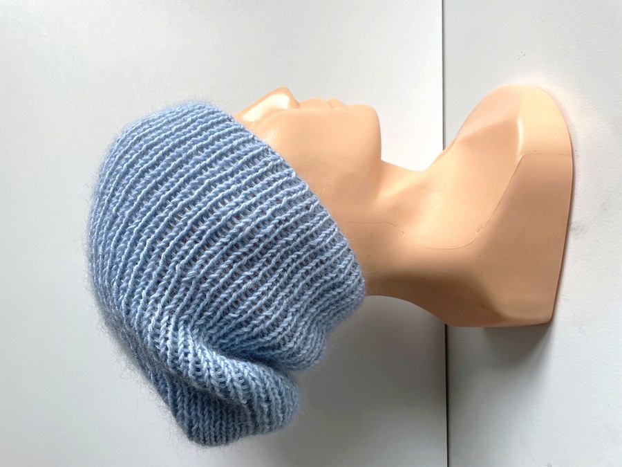 Handmade Czapka damska AUREA 100% Baby Merino plus moher i jedwab 24/06 Jasnobłękitny