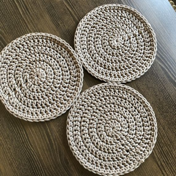 Podkładka pod talerz ze sznurka bawełnianego 30 cm ciemny beż