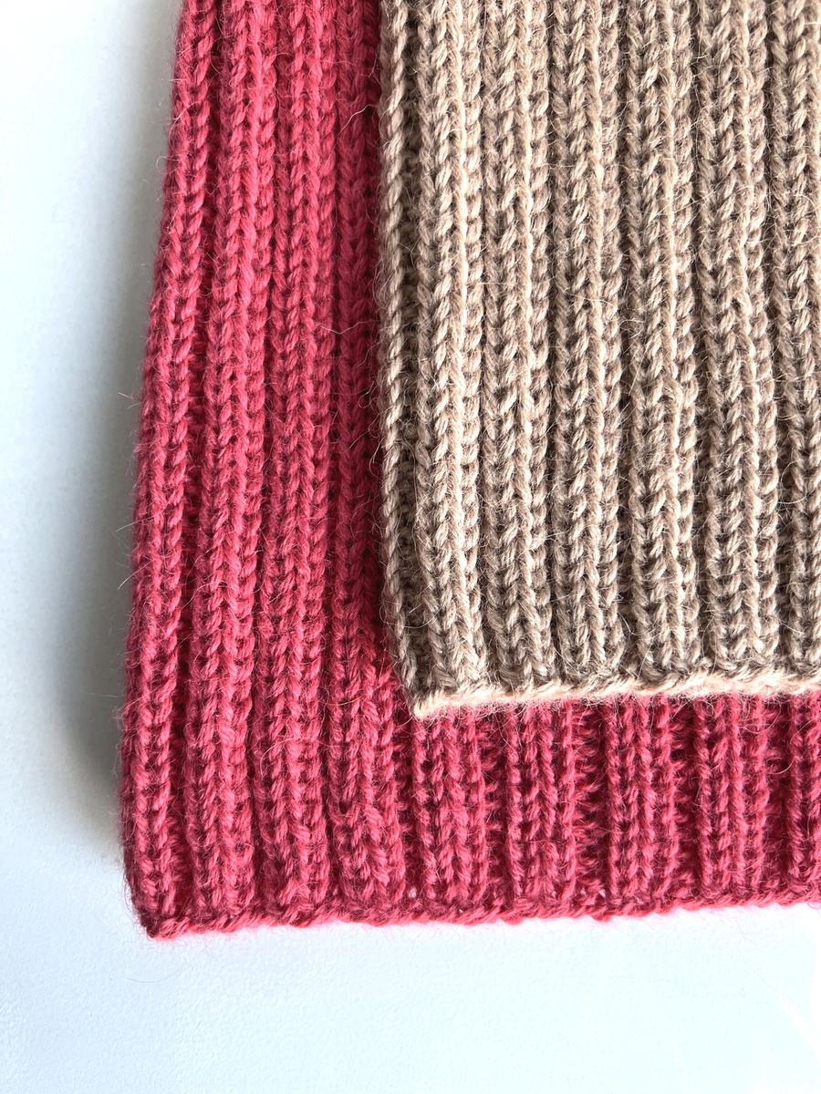 Ręcznie robiona Czapka LAURIN 100% Alpaka 9022 Koralowy