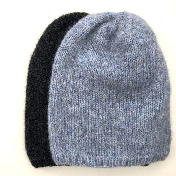 Ciepła czapka ręcznie robiona CHMURKA Alpaka 10 Mgła